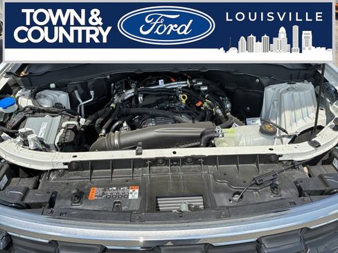 Used 2025 Ford Explorer Active w/ Active Comfort Package AWD/4WD image 26