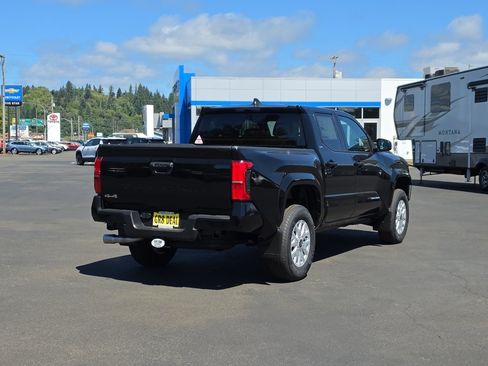 New 2026 Toyota Tacoma SR5 AWD/4WD image 5