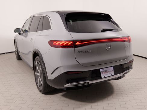 Used 2023 Mercedes-Benz EQS 580 4MATIC SUV image 16