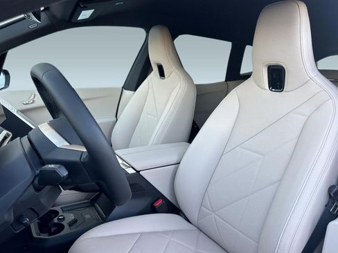 Used 2026 BMW iX xDrive45 image 5