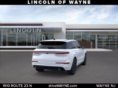 New 2026 Lincoln Corsair Grand Touring AWD/4WD image 9
