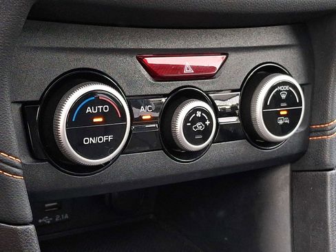 Used 2022 Subaru Crosstrek 2.5i Limited w/ Moonroof Package 1 image 14