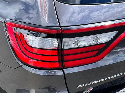 Used 2021 Dodge Durango SXT w/ 3rd Row Seating Group AWD/4WD image 32