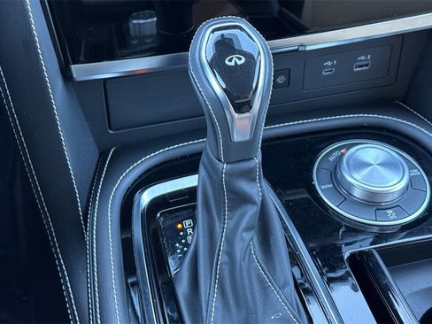 Certified 2024 INFINITI QX80 Premium Select w/ Cargo Package image 21