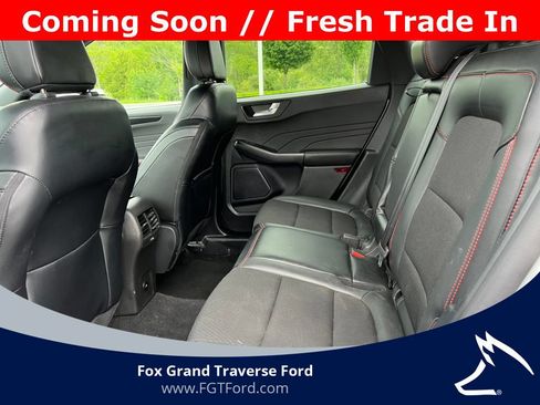 Used 2025 Ford Escape ST-Line Select AWD/4WD image 5