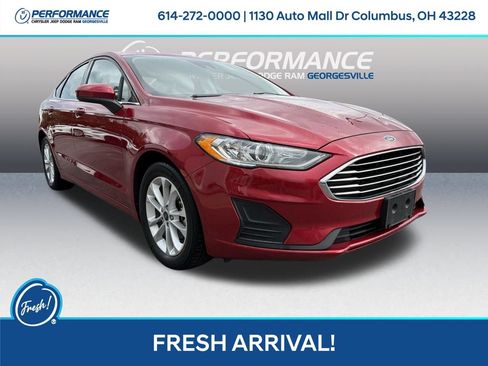 Used 2020 Ford Fusion SE FWD image 1