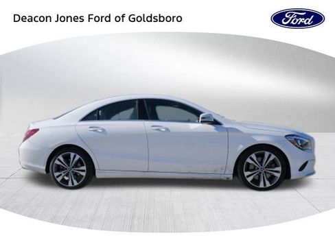 Used 2019 Mercedes-Benz CLA 250 CLA 250 image 2