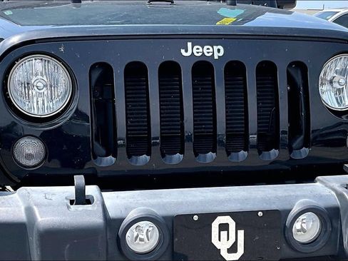 Used 2017 Jeep Wrangler Unlimited Sport w/ Quick Order Package 24S AWD/4WD image 28