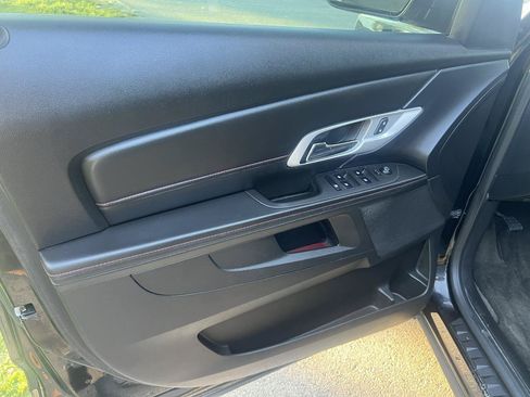 Used 2014 GMC Terrain SLE FWD image 21