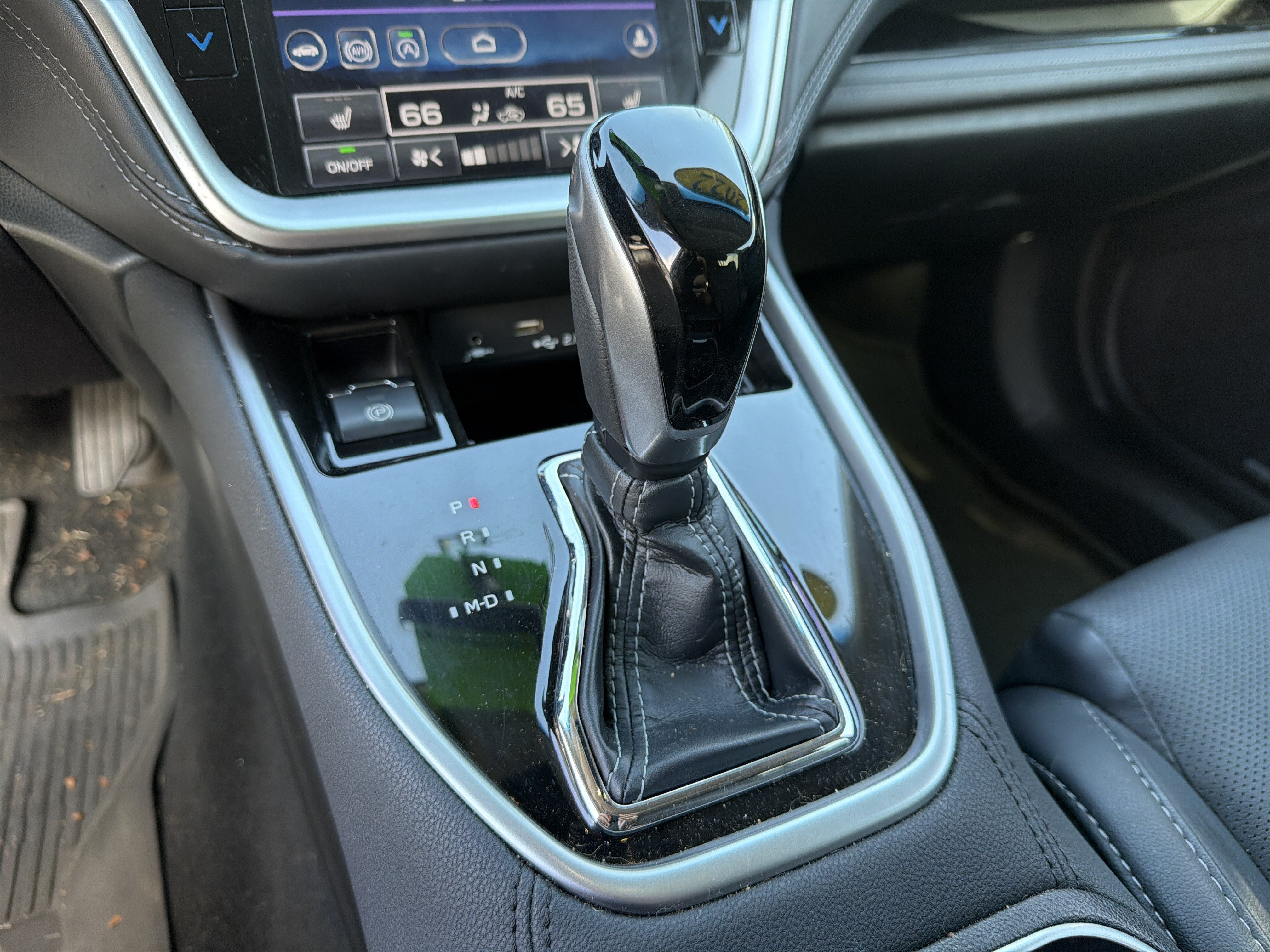 Used 2022 Subaru Outback Limited XT AWD/4WD image 9