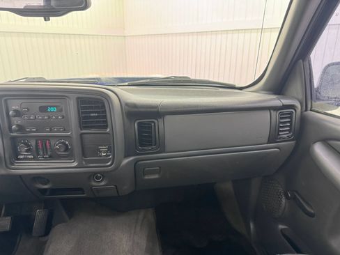 Used 2004 Chevrolet Silverado 1500 W/T RWD image 14