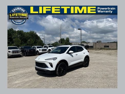 Used 2024 Buick Encore GX Sport Touring w/ Comfort Package AWD/4WD image 1