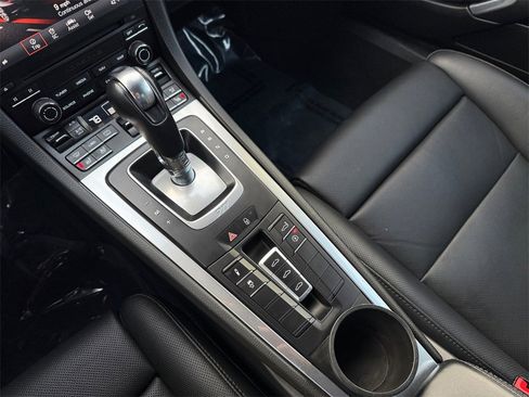 Used 2017 Porsche 911 Carrera image 25