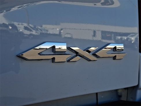 Used 2024 RAM 2500 Tradesman w/ Chrome Appearance Group image 29