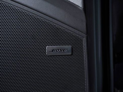 Certified 2025 Porsche Cayenne Coupe image 27