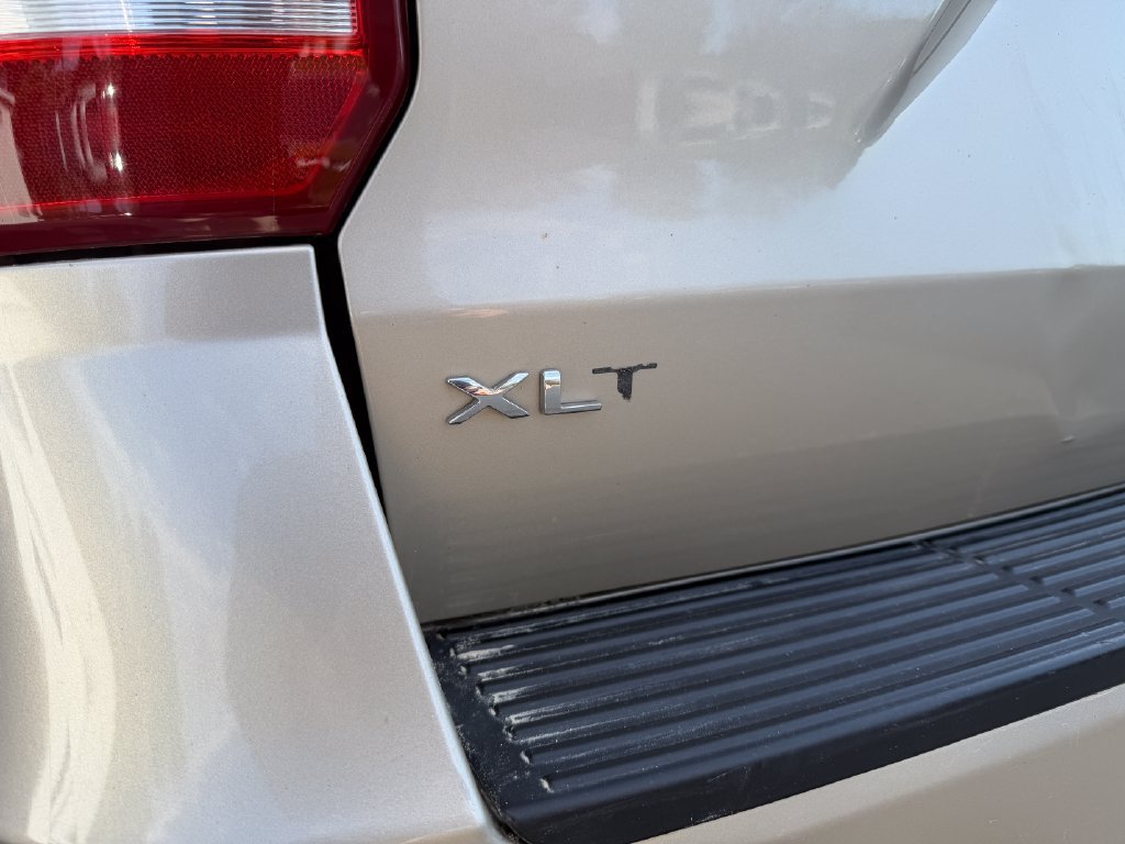 Used 2018 Ford Expedition Max XLT w/ Equipment Group 202A AWD/4WD image 45