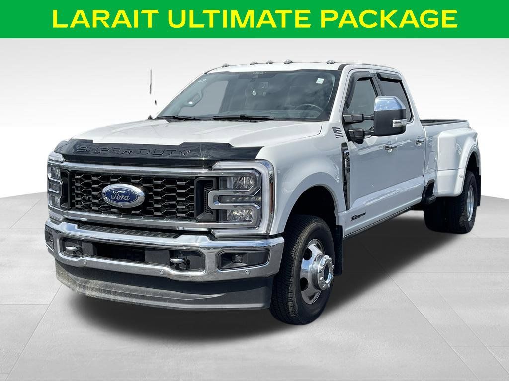Used 2024 Ford F350 Lariat w/ Lariat Ultimate Package AWD/4WD image 3