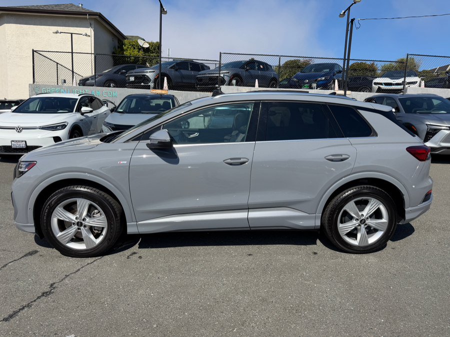 Used 2023 Audi Q4 e-tron Prestige AWD/4WD image 8
