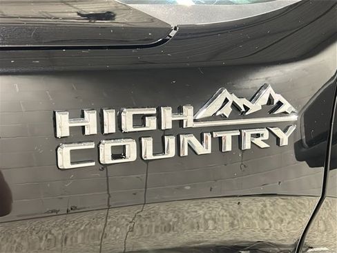 Used 2024 Chevrolet Silverado 1500 High Country w/ High Country Premium Package image 30