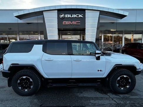 New 2024 GMC Hummer EV 2X w/ Extreme Off-Road Package image 33