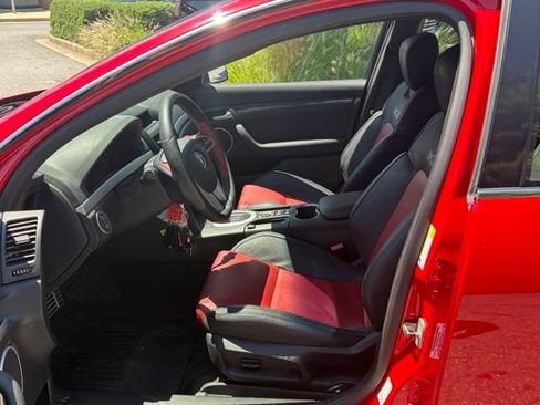 Used 2009 Pontiac G8 GXP RWD image 15
