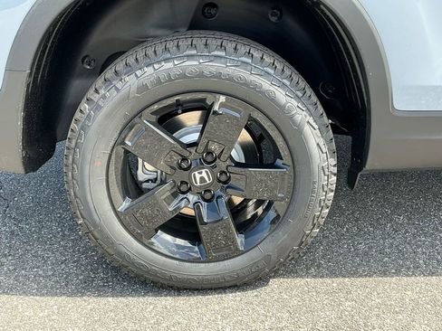 New 2026 Honda Ridgeline Black Edition image 16
