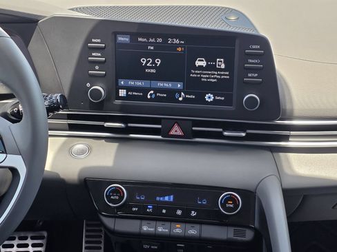 Certified 2026 Hyundai Elantra Sport FWD image 19