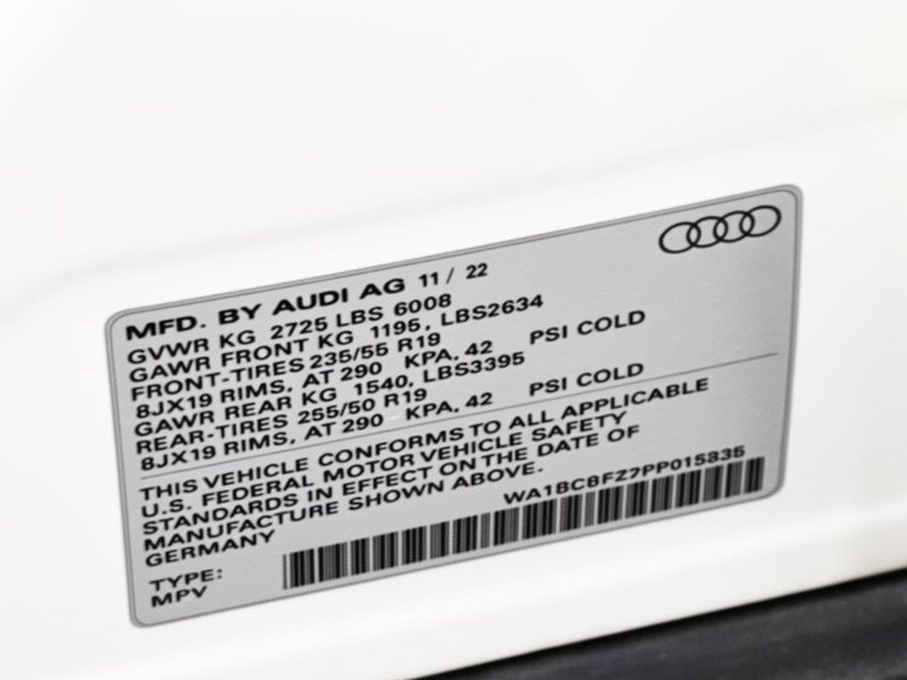 Used 2023 Audi Q4 e-tron Premium Plus RWD image 30