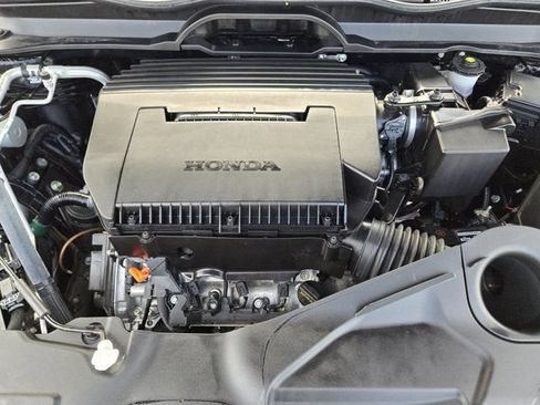 Used 2025 Honda Pilot Touring image 31
