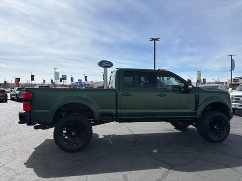New 2026 Ford F250 Lariat w/ Black Appearance Package AWD/4WD image 9
