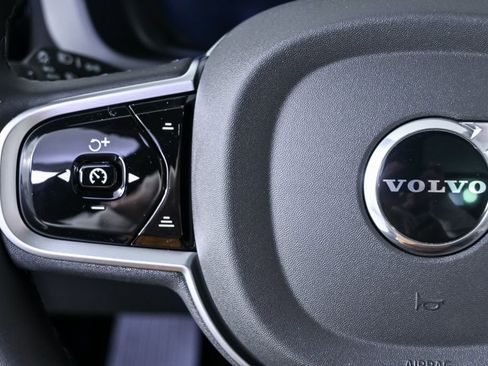 New 2026 Volvo XC60 B5 Core w/ Climate Package AWD/4WD image 9