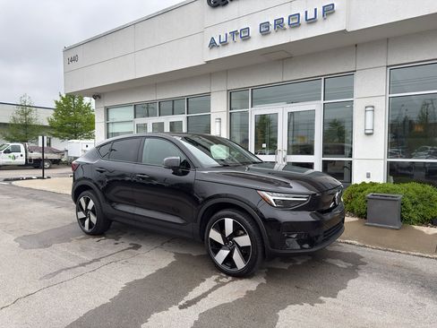 Used 2023 Volvo C40 P8 Recharge Ultimate w/ Protection Package Premier AWD/4WD image 1