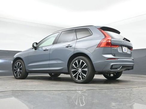 Used 2023 Volvo XC60 B5 Ultimate w/ Climate Package AWD/4WD image 19