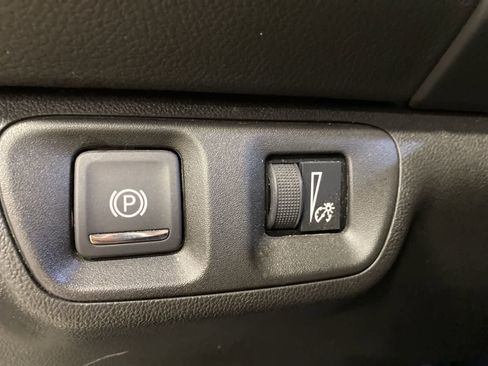 Used 2019 GMC Acadia SLE w/ LPO, Floor Liner Package image 18