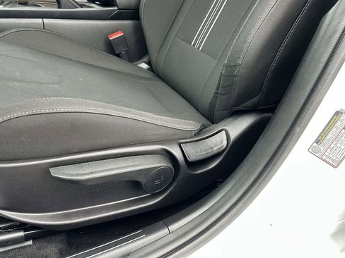 Used 2022 Hyundai Elantra SEL w/ Cargo Package FWD image 16