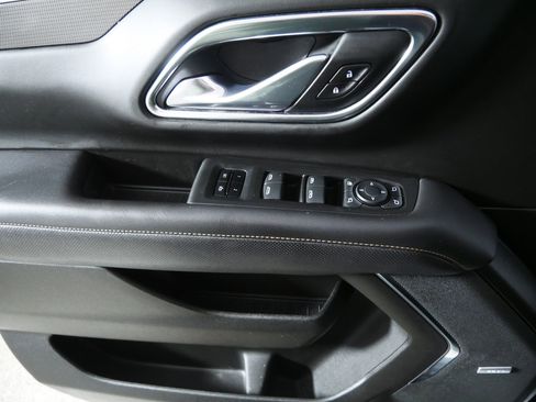 Used 2021 GMC Yukon XL AT4 w/ AT4 Premium Package image 19