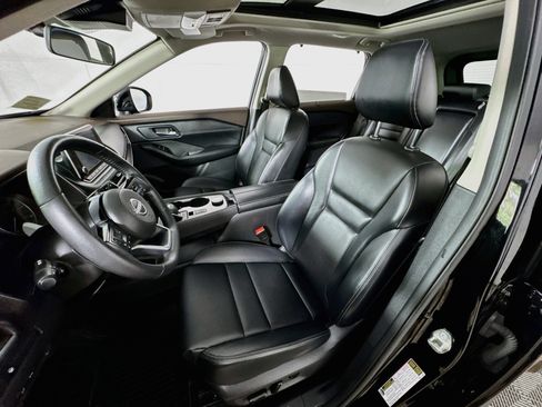 Used 2023 Nissan Rogue SV w/ SV Premium B Package AWD/4WD image 15