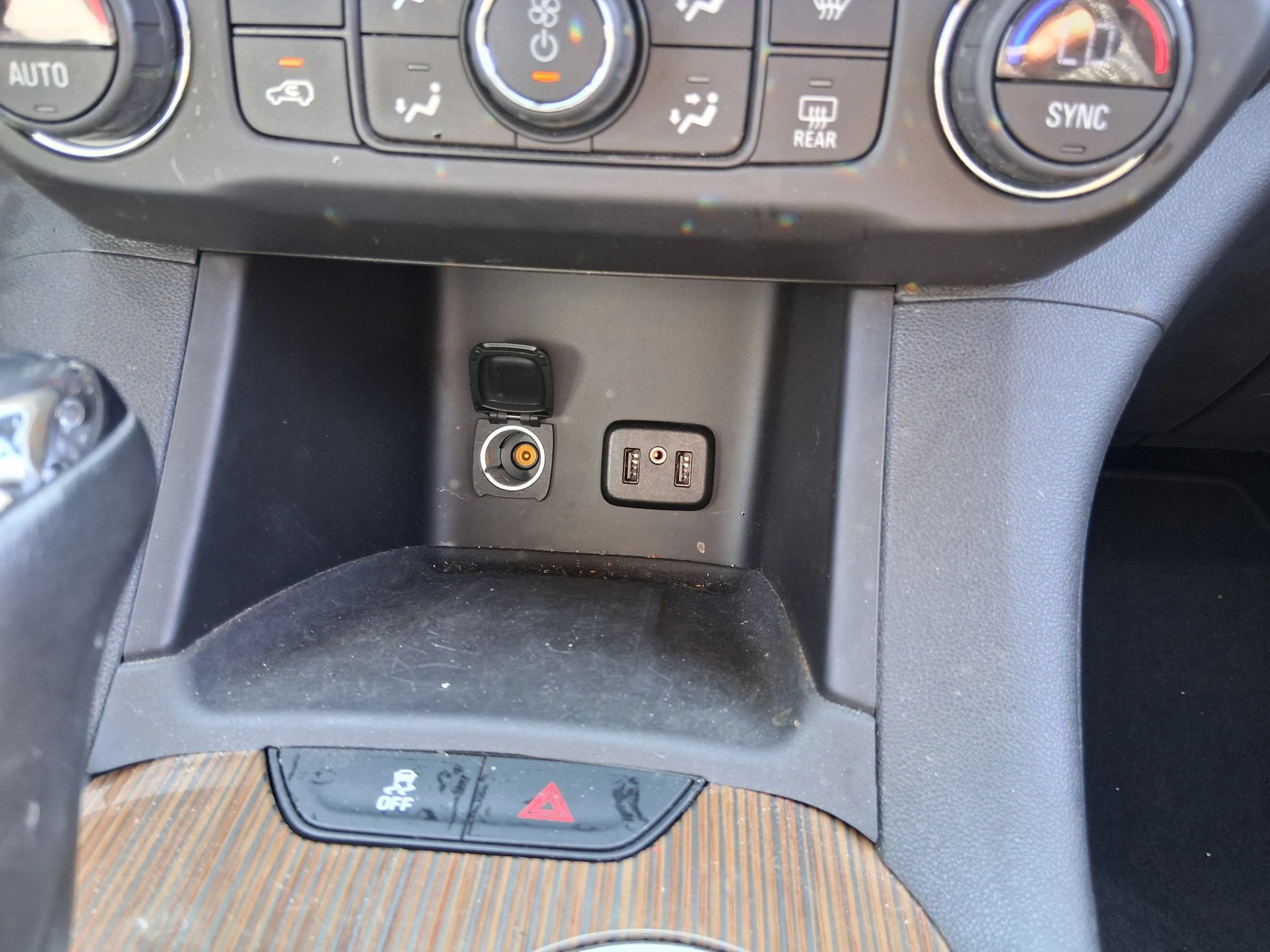 Used 2019 GMC Acadia SLE AWD/4WD image 45