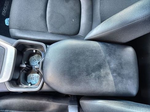 Used 2024 Toyota RAV4 LE image 29