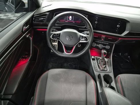 Used 2024 Volkswagen Jetta GLI 40th Anniversary Edition image 10