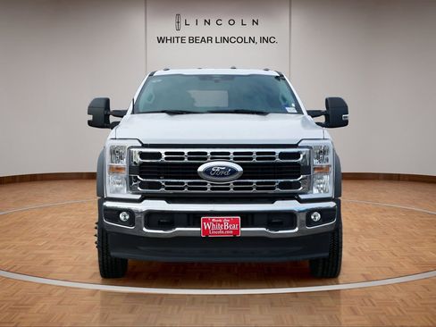 Used 2024 Ford F550 4x4 SuperCab Super Duty image 2