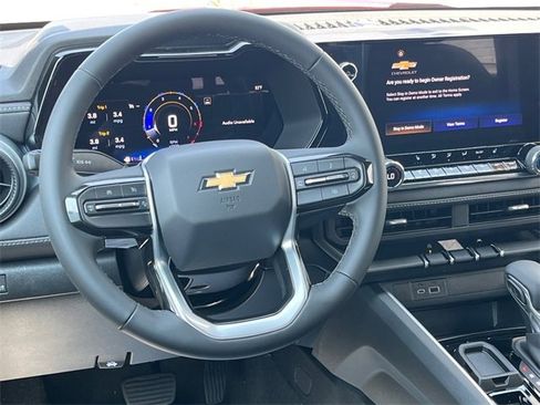 New 2025 Chevrolet Colorado LT image 4