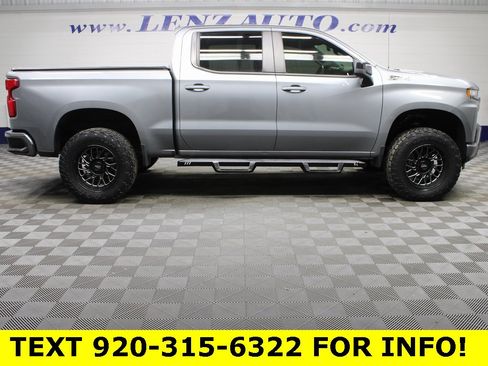 Used 2022 Chevrolet Silverado 1500 RST image 2
