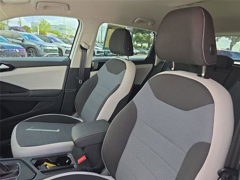 Used 2025 Volkswagen Taos S image 15