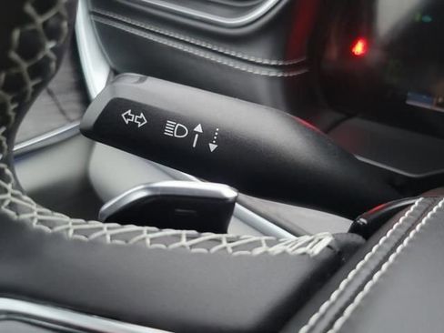 Used 2022 Jeep Grand Cherokee Overland image 29