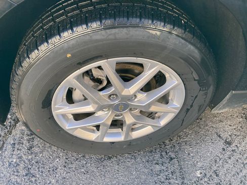 Used 2022 Chevrolet Equinox LT image 31