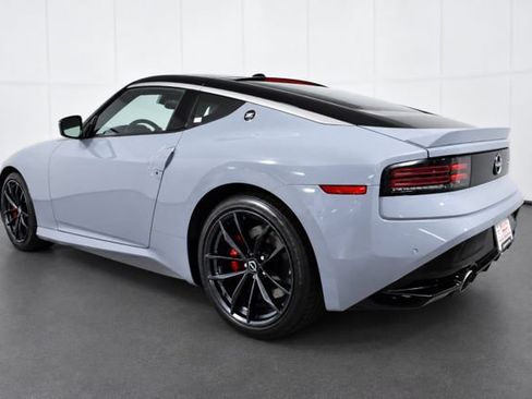 Used 2024 Nissan Z Performance w/ Floor Mat Package RWD image 6