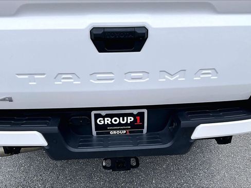 Used 2024 Toyota Tacoma SR5 image 29