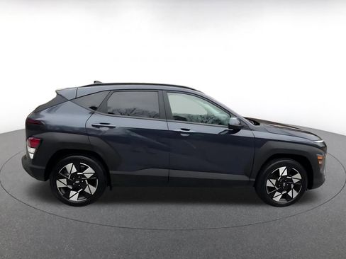 Used 2025 Hyundai Kona SEL image 16