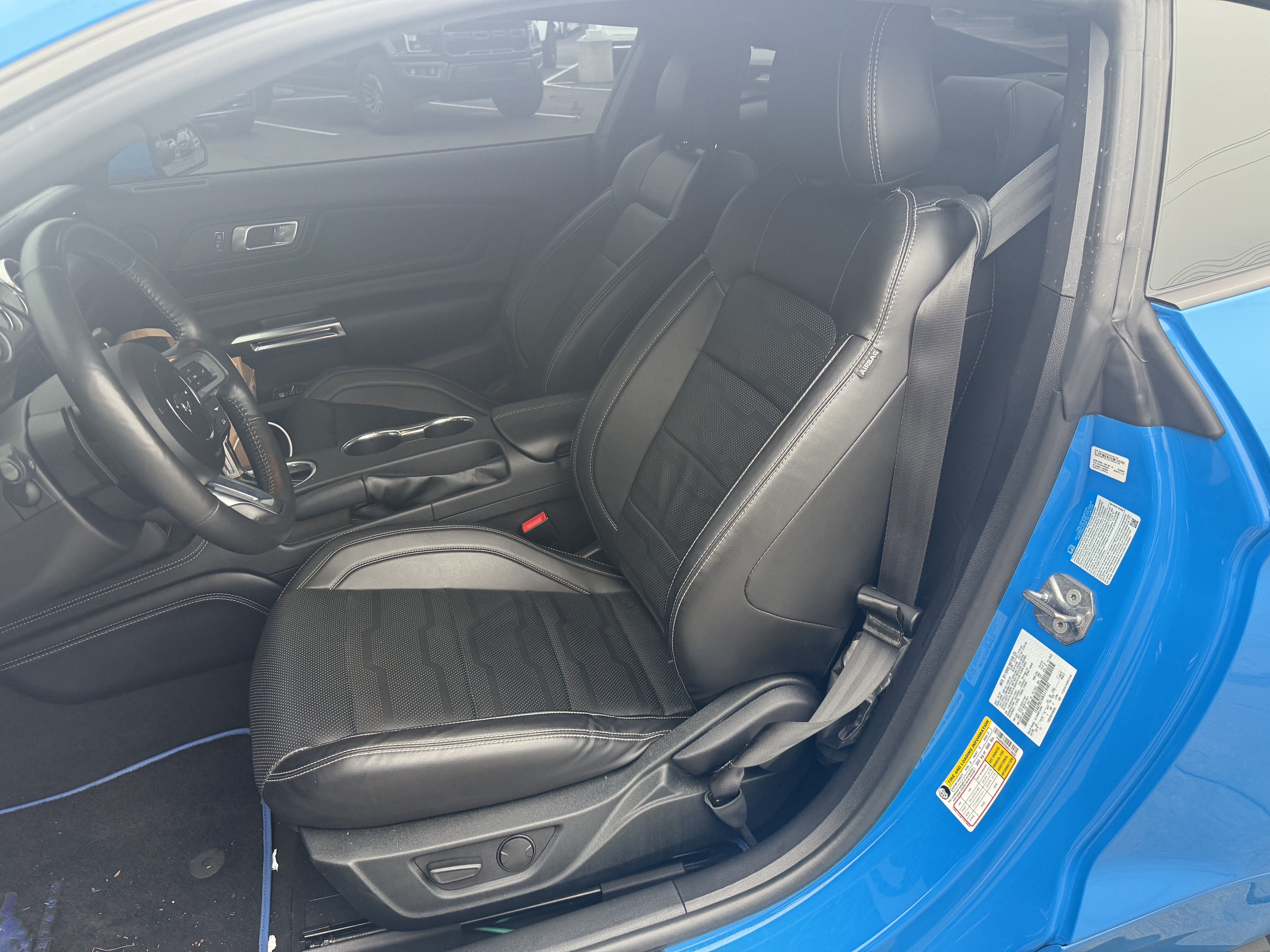 Used 2022 Ford Mustang GT Premium w/ GT Performance Package RWD image 13